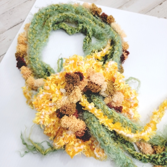 Funky Lady One-of-a-kind Artsy Handmade Flower Scarf - Picture 10 of 12